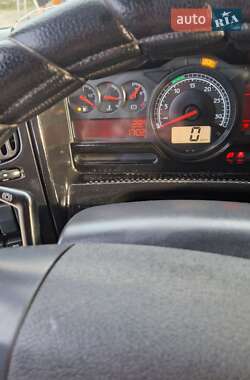 Тягач Renault Premium 2011 в 