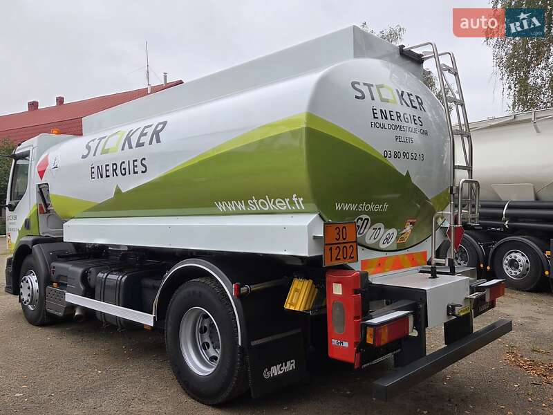 Бензовоз Renault Premium 2006 в Чернівцях