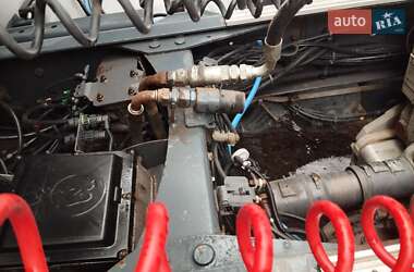 Тягач Renault Premium 2010 в  фото 4 Тягач Renault Premium 2010 в