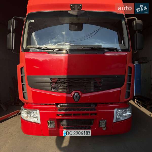 Тягач Renault Premium 2008 в Шептицькому