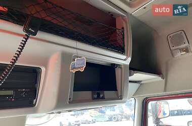 Тягач Renault Premium 2011 в 