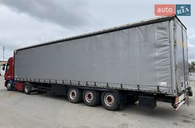 Тягач Renault Premium 2011 в 