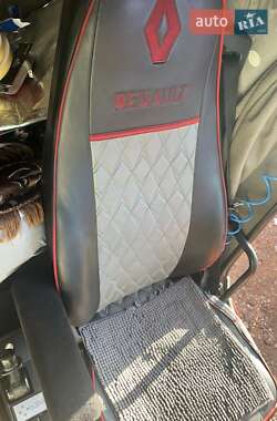 Тягач Renault Premium 2011 в 