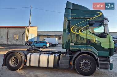 Тягач Renault Premium 2013 в 