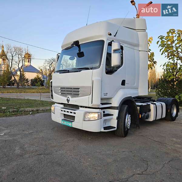 Тягач Renault Premium 2013 в Кривому Розі