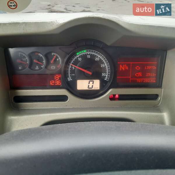 Тягач Renault Premium 2012 в Києві
