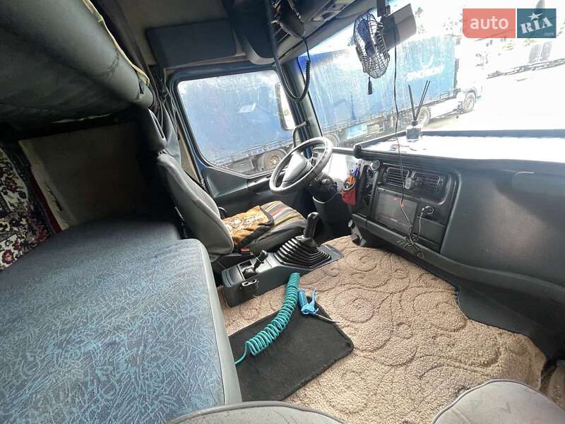 Вантажний фургон Renault Premium 2000 в Летичіві