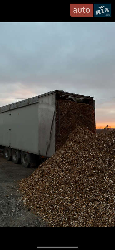 Тягач Renault Premium 2012 в Львове