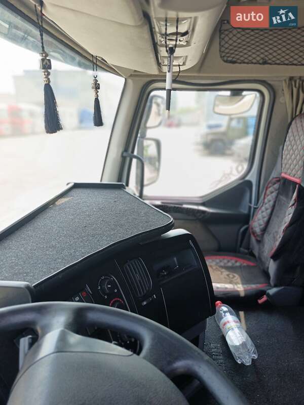 Тягач Renault Premium 2011 в Черкасах