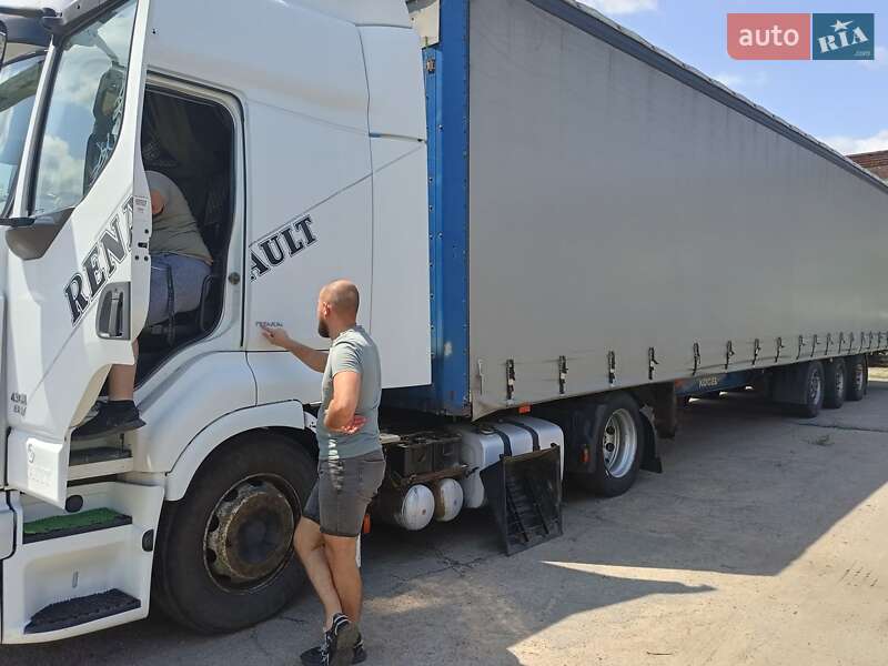 Тягач Renault Premium 2011 в Черкасах