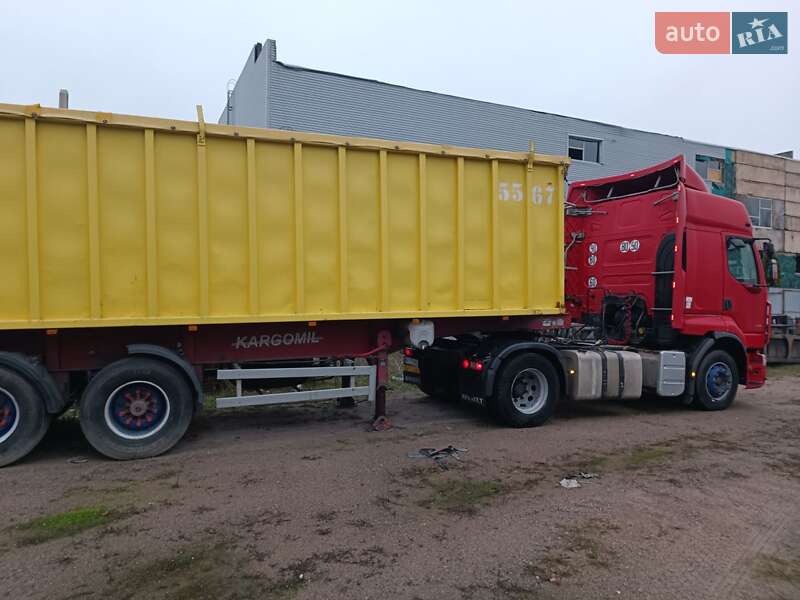 Зерновоз Renault Premium 2007 в Кременчуці