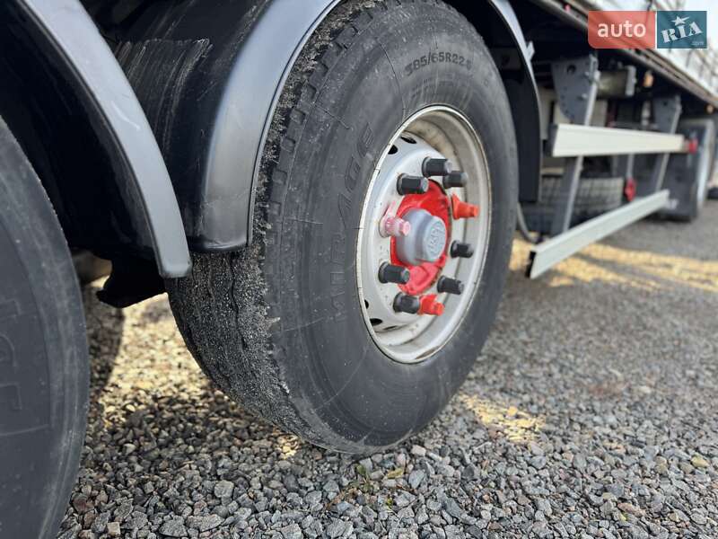 Тягач Renault Premium 2006 в Сарнах