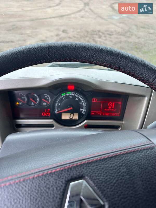 Тягач Renault Premium 2011 в Киеве