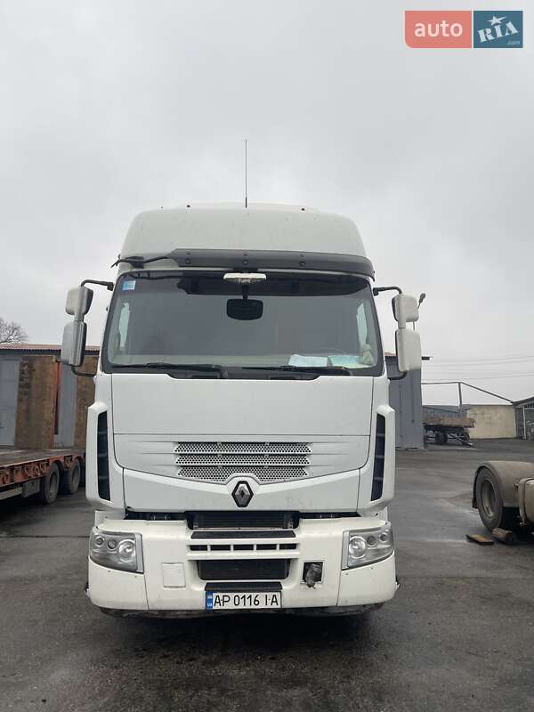 Renault Premium 2011