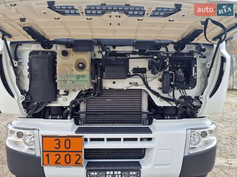 Бензовоз Renault Premium 2013 в Черновцах