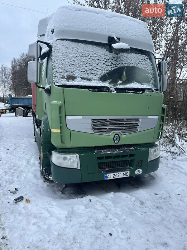 Тягач Renault Premium 2013 в Ставище