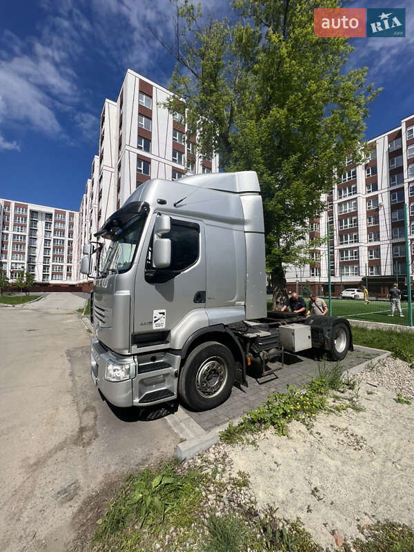 Тягач Renault Premium 2012 в Ивано-Франковске