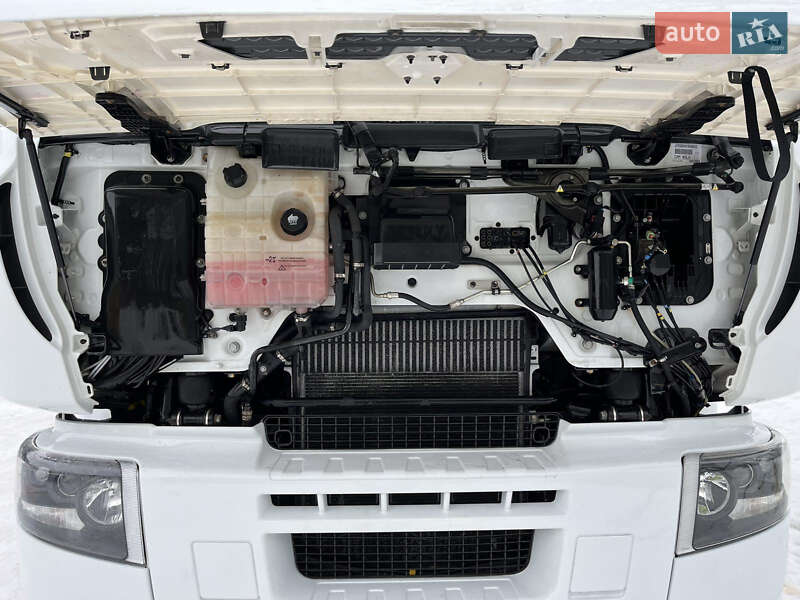 Бензовоз Renault Premium 2013 в Тернополі