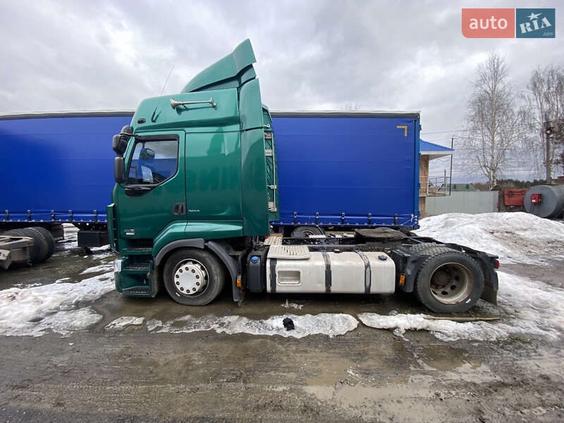 Тягач Renault Premium 2011 в Ковеле