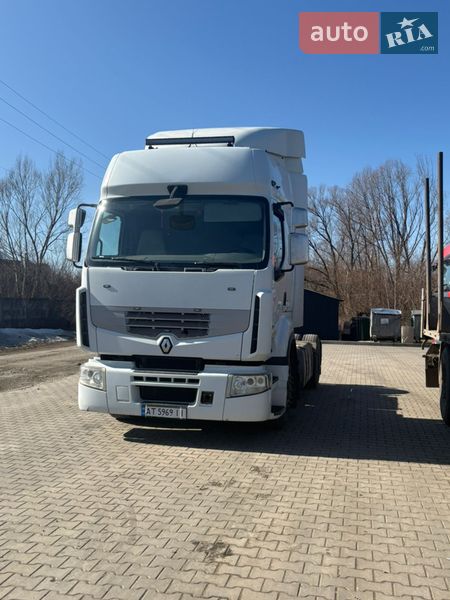 Тягач Renault Premium 2008 в Надвірній