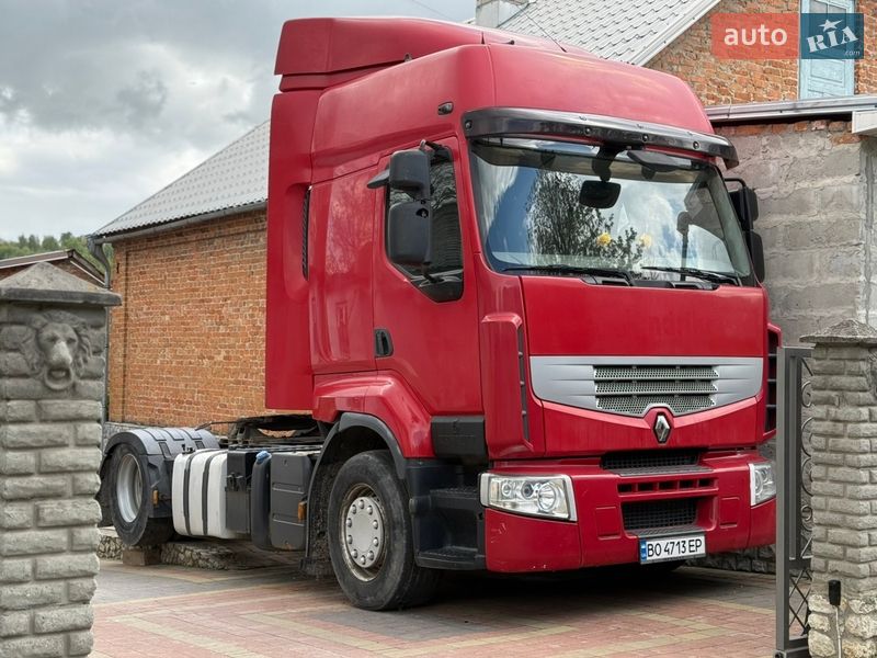 Тягач Renault Premium 2010 в Вишневце