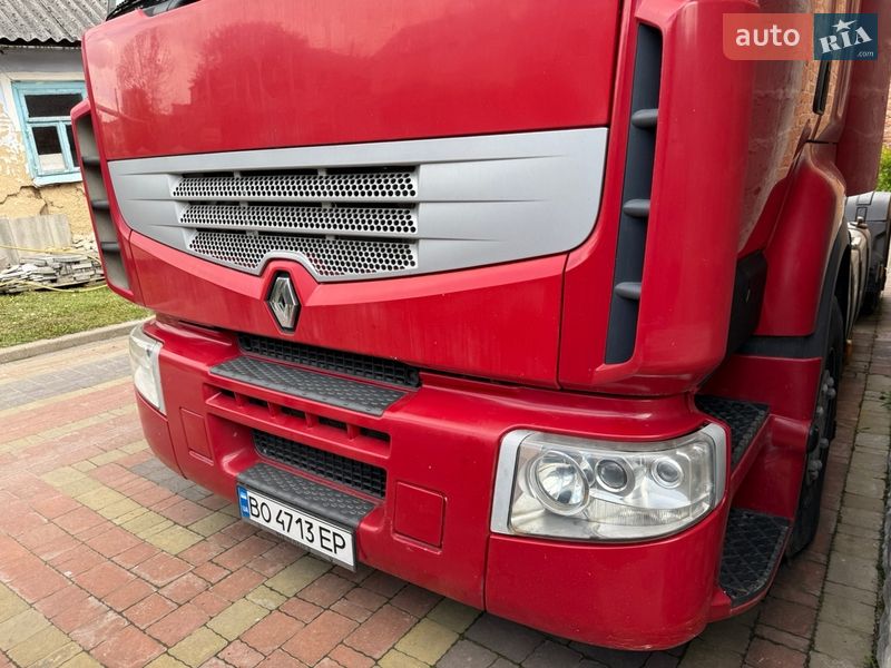 Тягач Renault Premium 2010 в Вишневце
