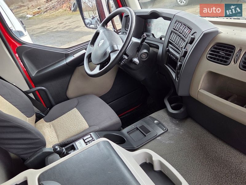 Бензовоз Renault Premium 2011 в Черновцах