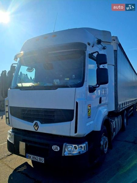 Тягач Renault Premium 2011 в Ровно