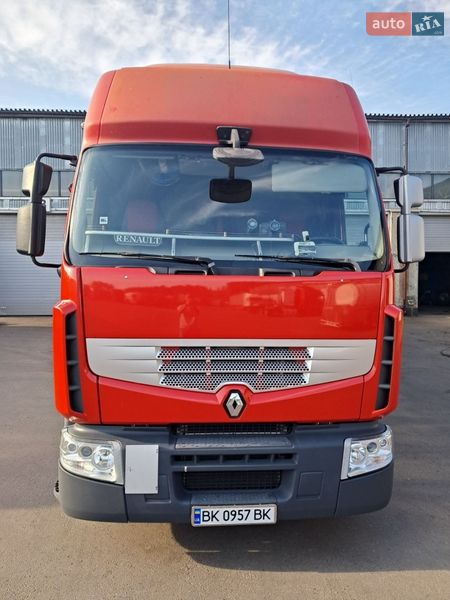 Тягач Renault Premium 2009 в Ровно