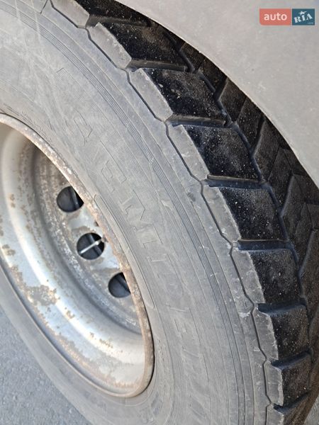 Тягач Renault Premium 2009 в Ровно