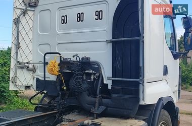 Тягач Renault Premium 2009 в Нежине