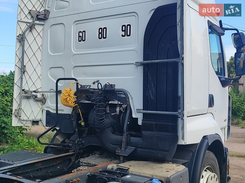 Тягач Renault Premium 2009 в Нежине