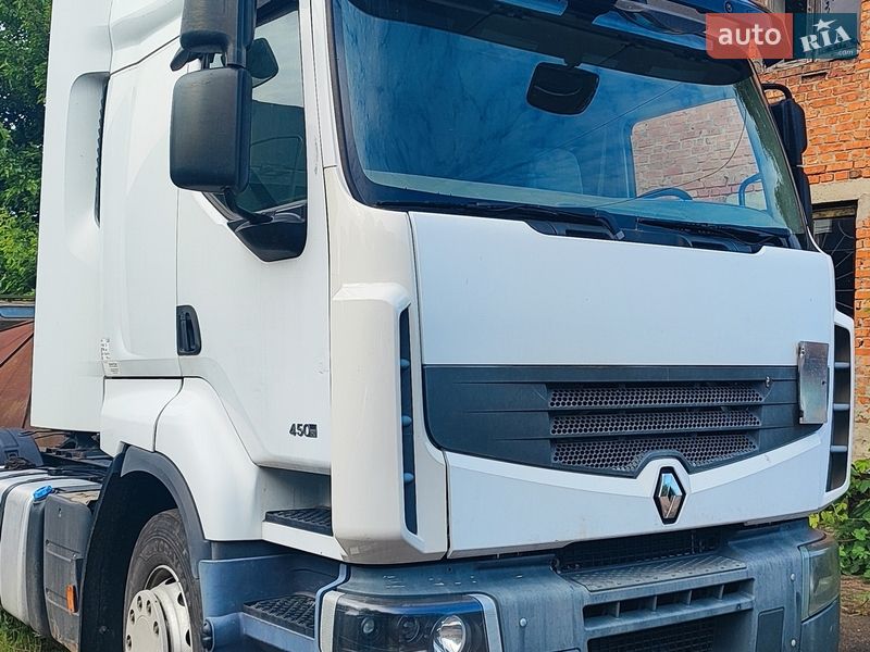 Тягач Renault Premium 2009 в Нежине