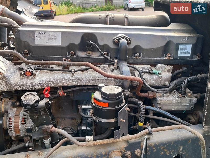 Тягач Renault Premium 2009 в Нежине