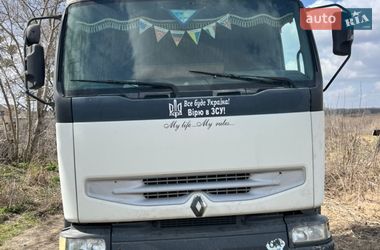 Тягач Renault Premium 2006 в Ладыжине