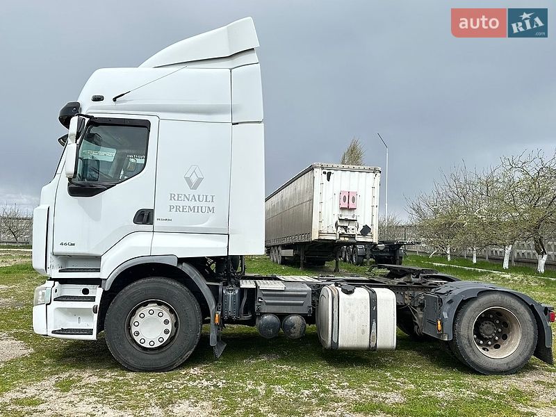 Тягач Renault Premium 2011 в Києві