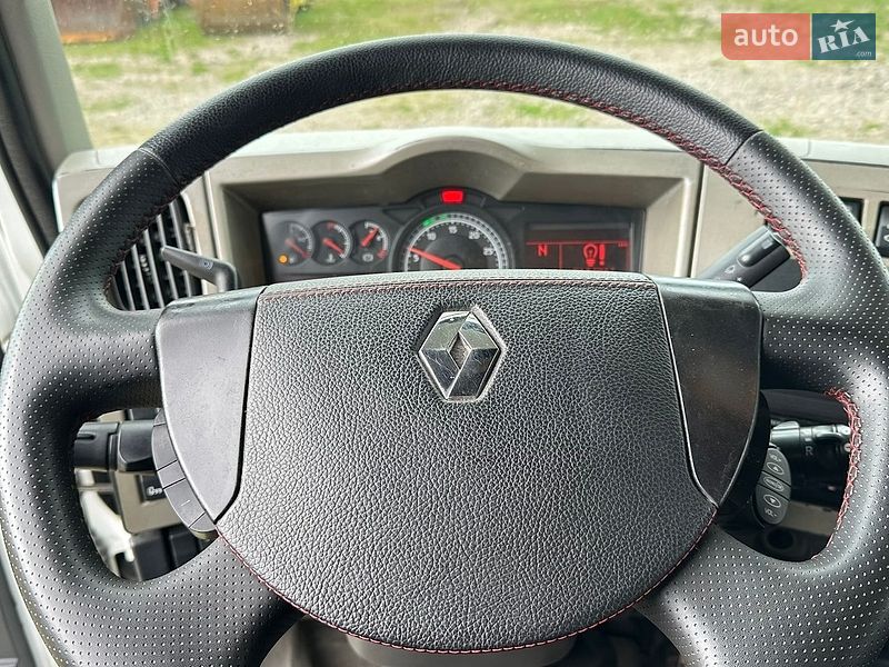 Тягач Renault Premium 2011 в Києві