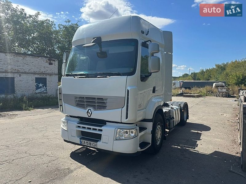 Тягач Renault Premium 2009 в Жашкове