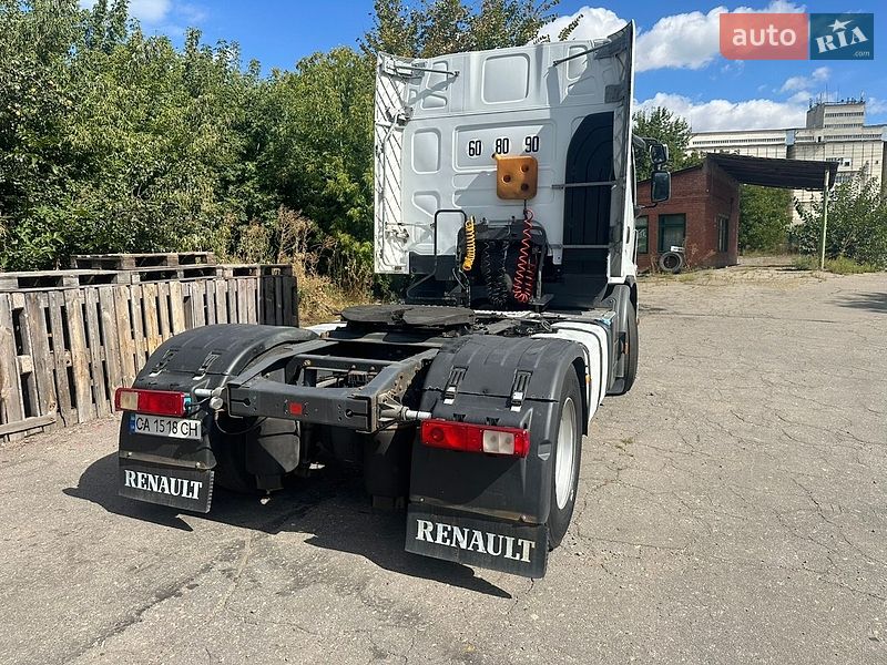 Тягач Renault Premium 2009 в Жашкове