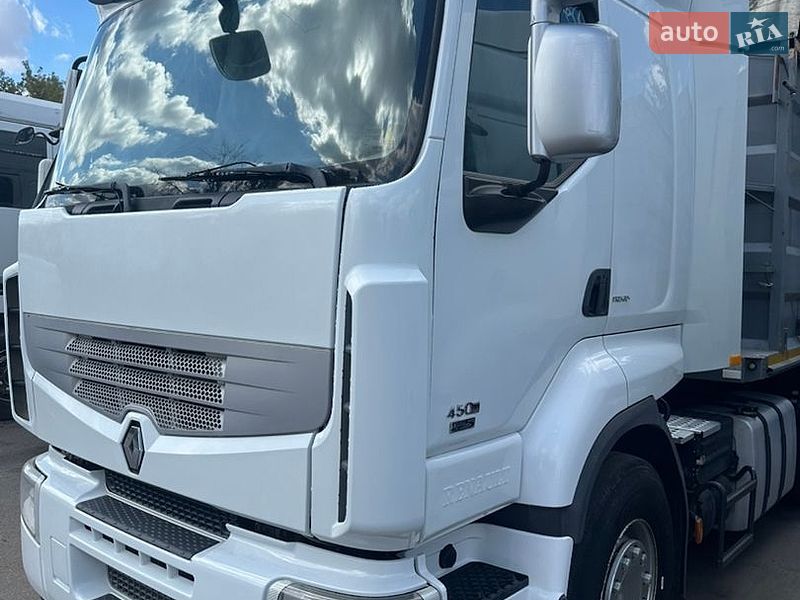 Тягач Renault Premium 2009 в Жашкове