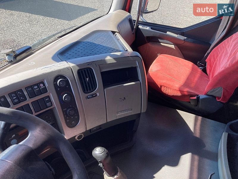 Тягач Renault Premium 2007 в Луцьку