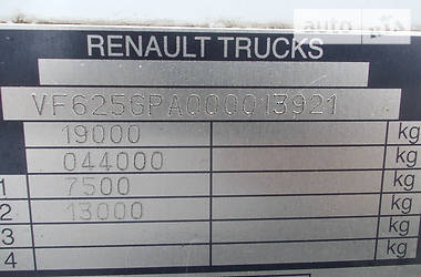Тягач Renault Premium 2011 в Яготине