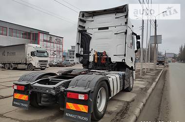 Тягач Renault Range T/T-Series  2015 в 