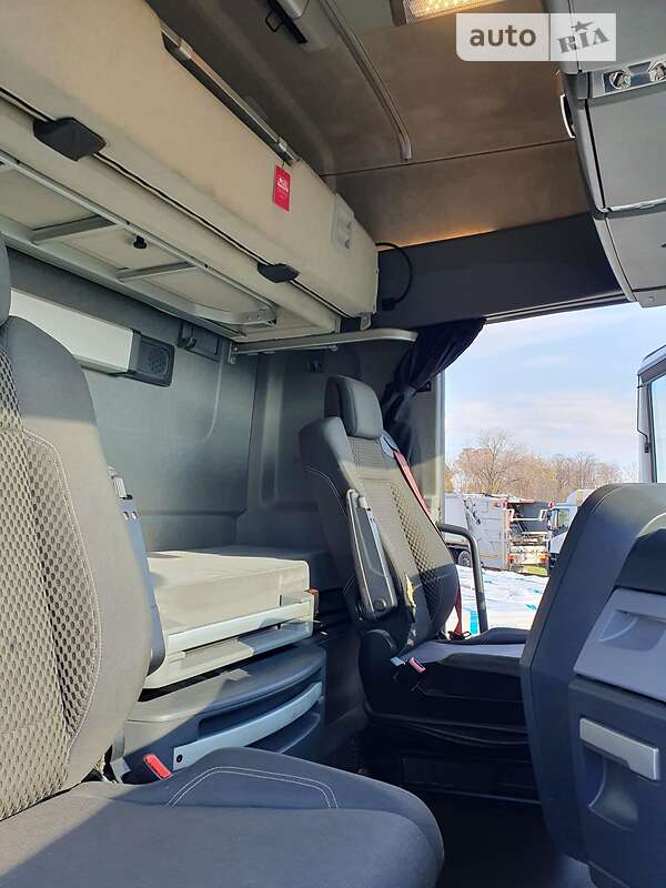 Тягач Renault Range T/T-Series  2015 в Киеве