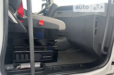 Тягач Renault Range T/T-Series  2015 в 