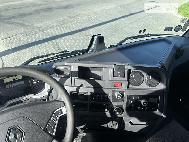 Тягач Renault Range T/T-Series  2015 в Луцьку