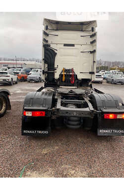 Тягач Renault Range T/T-Series  2015 в 