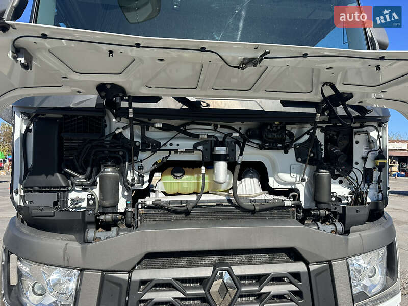 Тягач Renault Range T/T-Series  2015 в Києві
