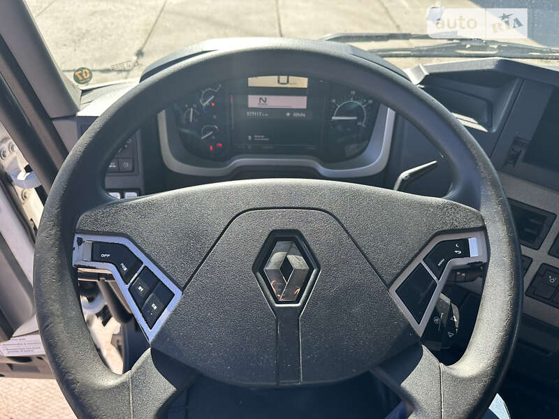 Тягач Renault Range T/T-Series  2015 в Києві