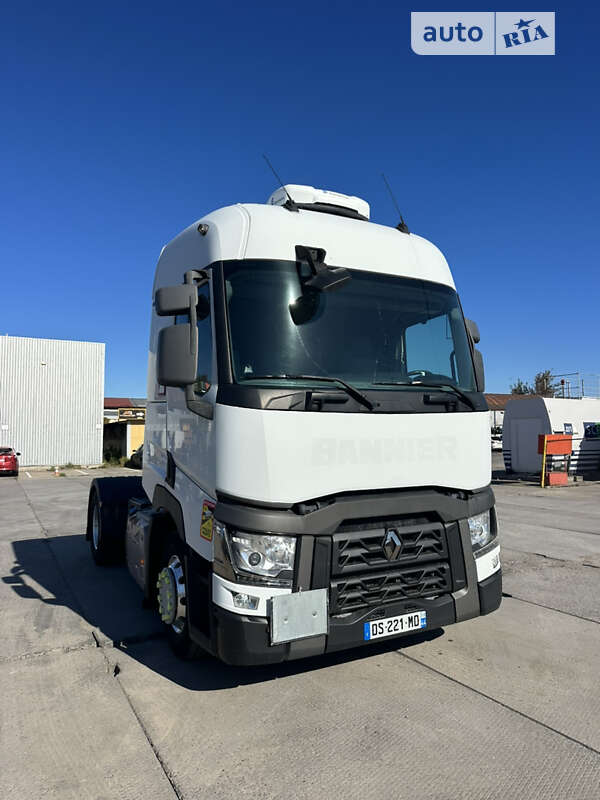 Тягач Renault Range T/T-Series  2015 в Києві